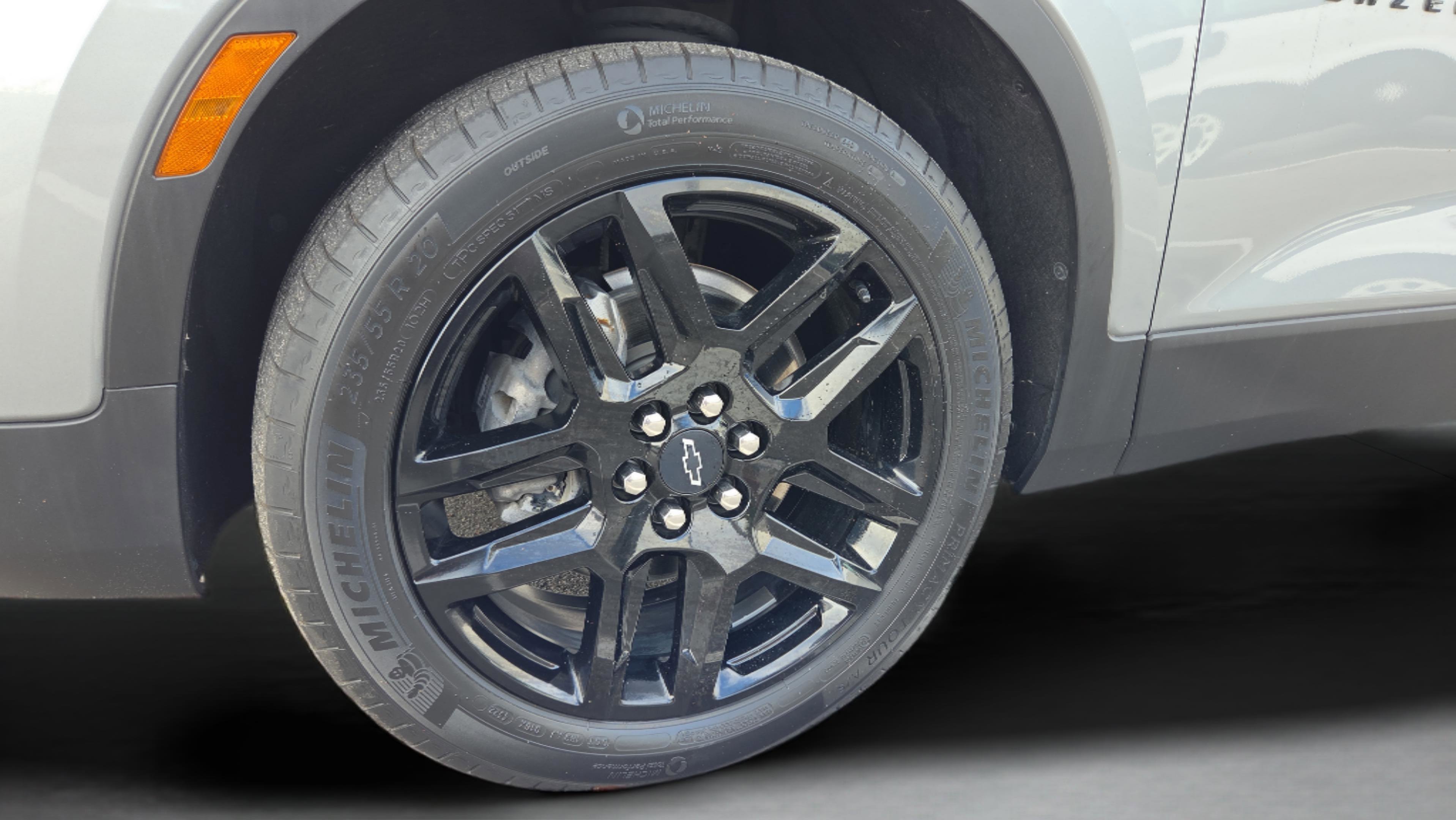 Used 2023 Chevrolet Blazer LT image 31