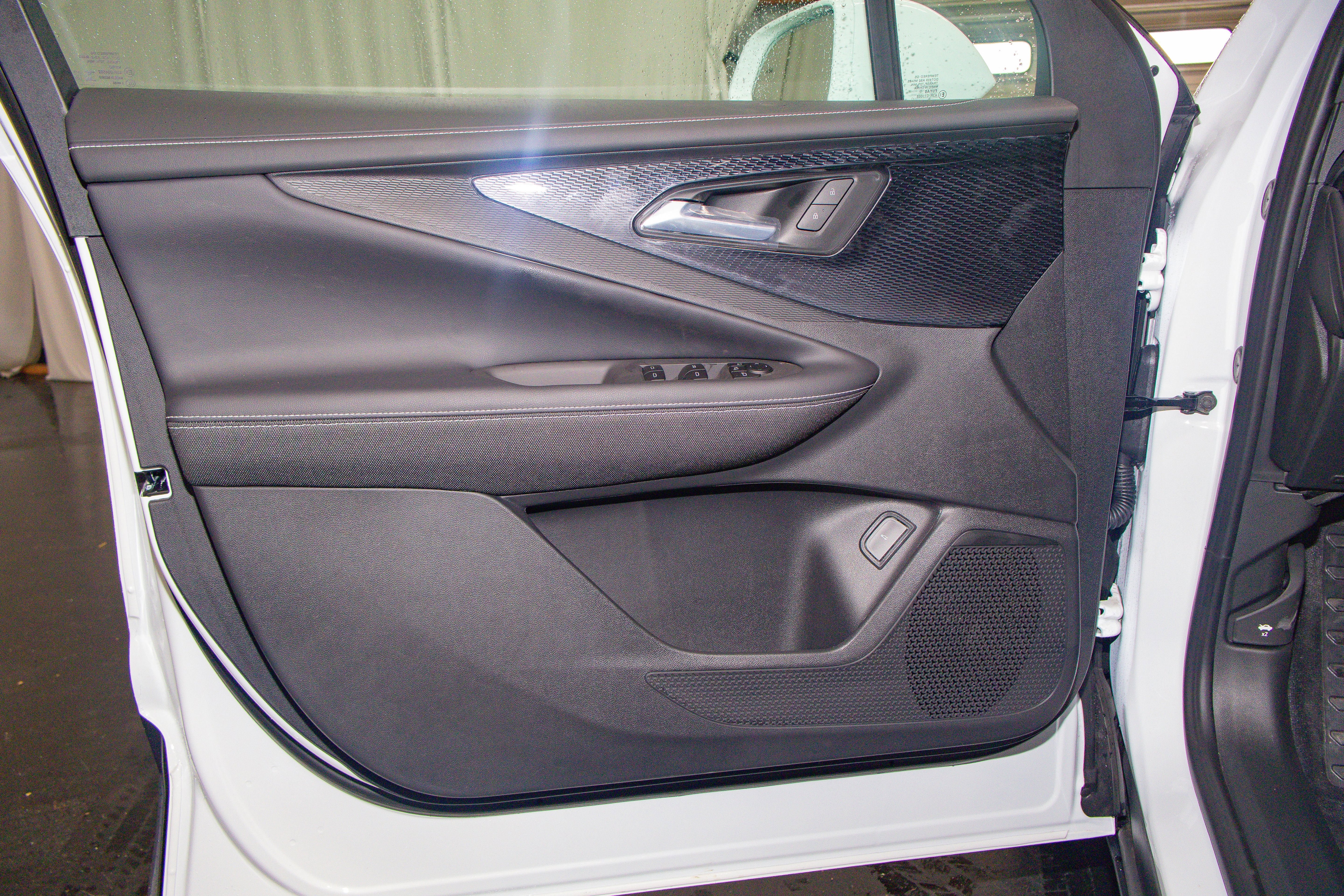 New 2026 Chevrolet Blazer EV LT AWD/4WD image 7