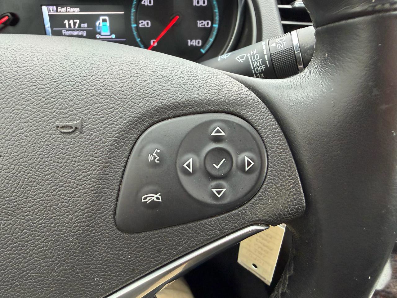 Used 2015 Chevrolet Impala LT w/ Convenience Package FWD image 25