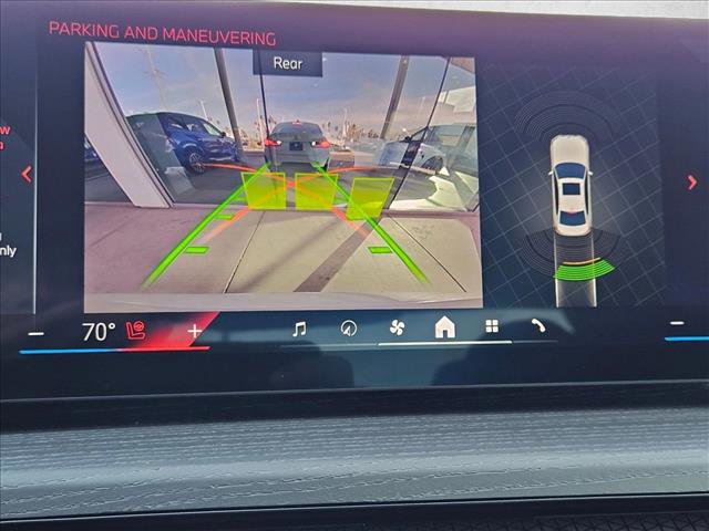 New 2026 BMW 330i Sedan w/ M Sport Package image 12