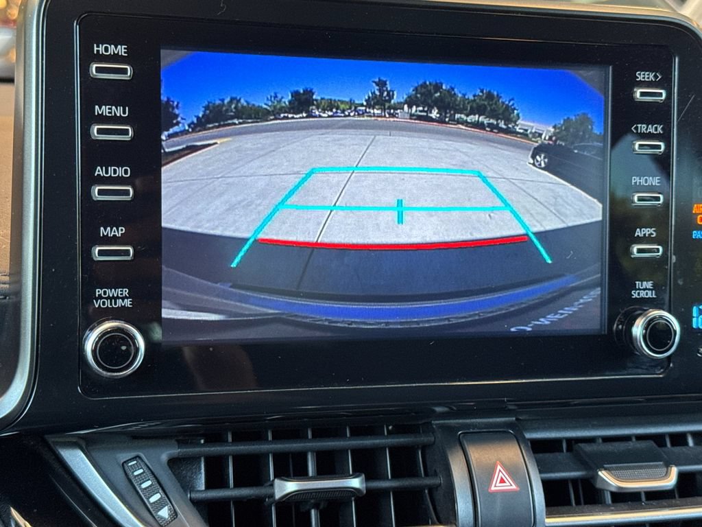 Used 2019 Toyota C-HR LE FWD image 24