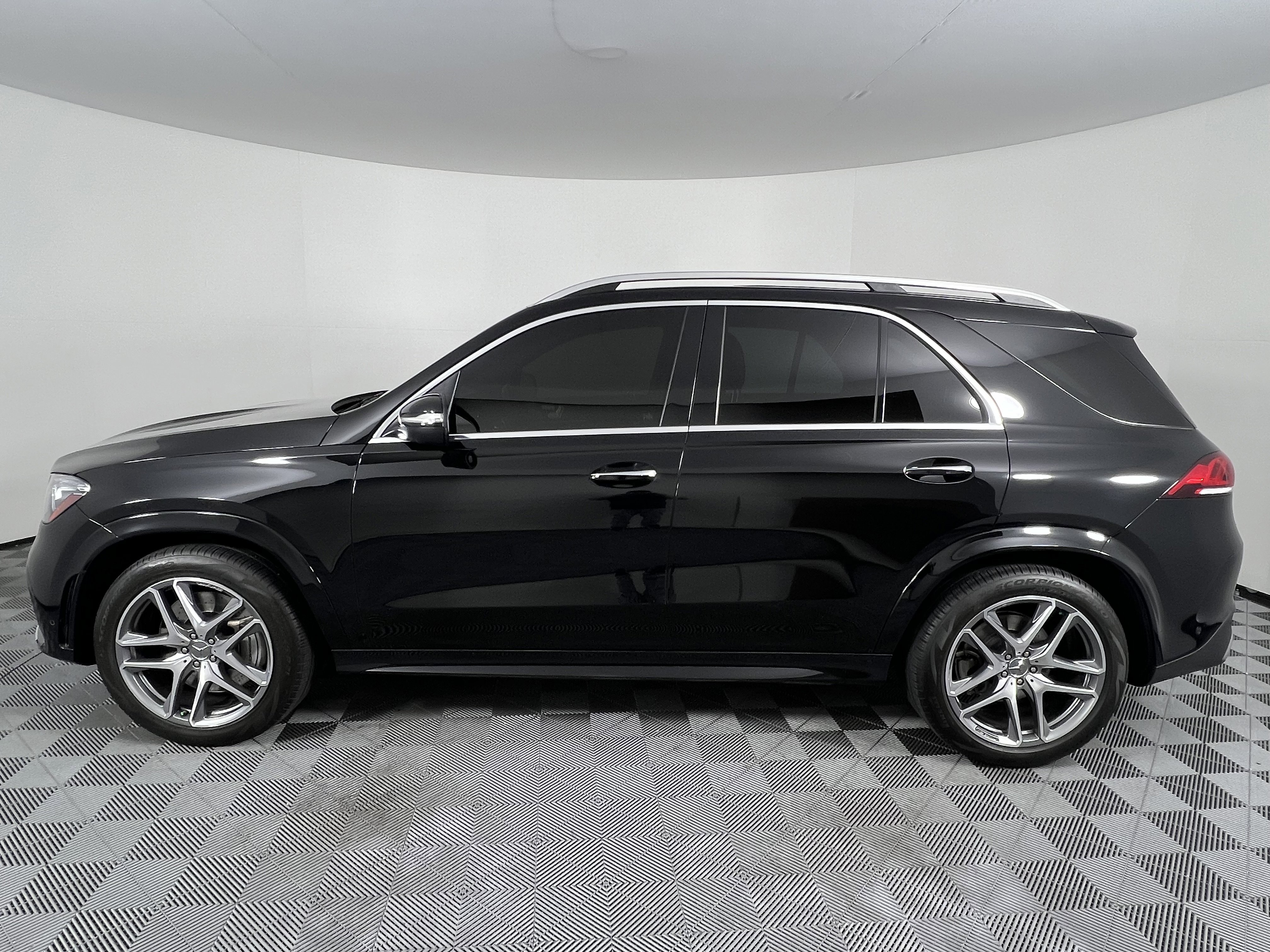 Certified 2021 Mercedes-Benz GLE 53 AMG 4MATIC image 9