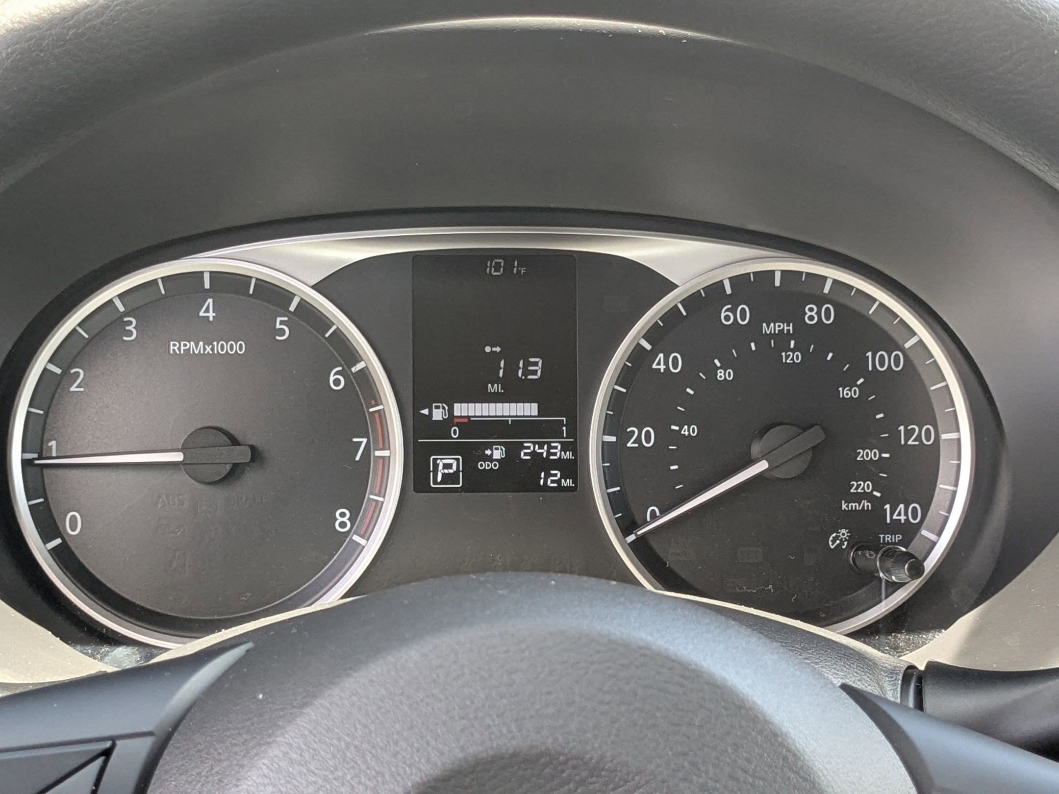 New 2025 Nissan Kicks Play S FWD image 18