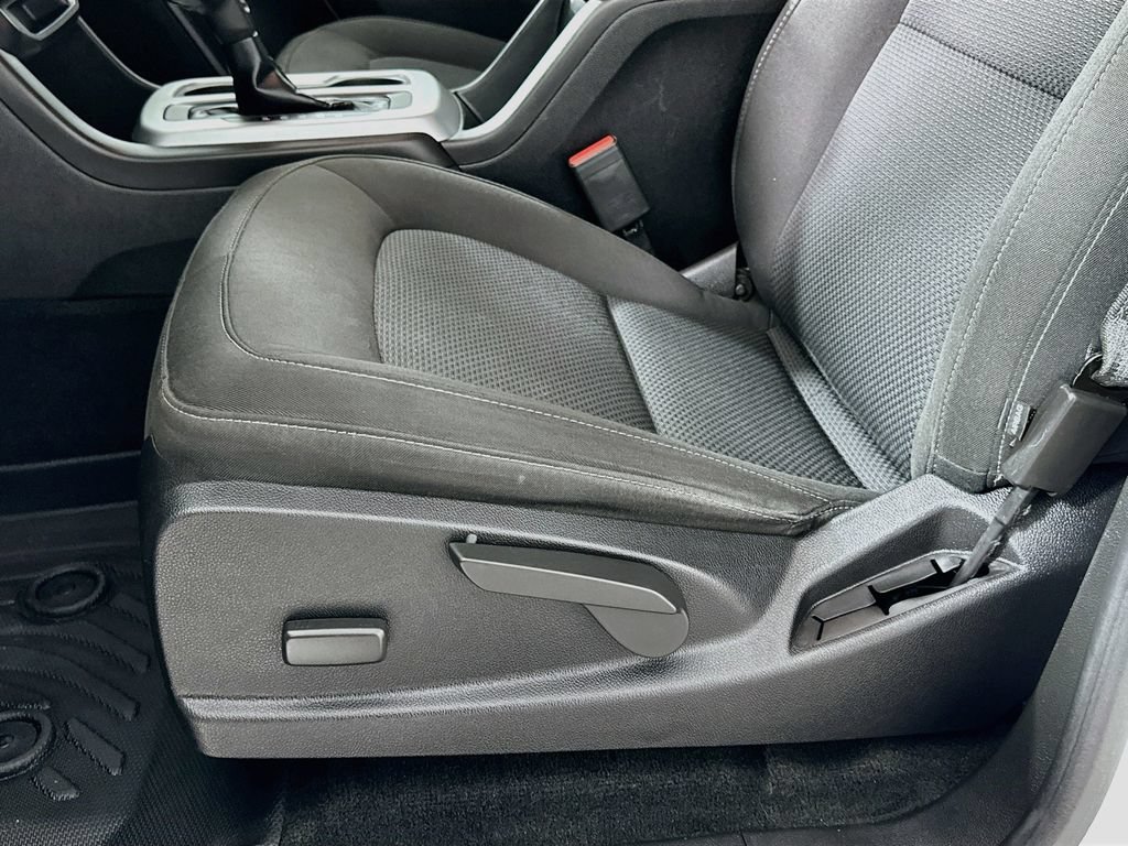 Used 2018 Chevrolet Colorado LT AWD/4WD image 19
