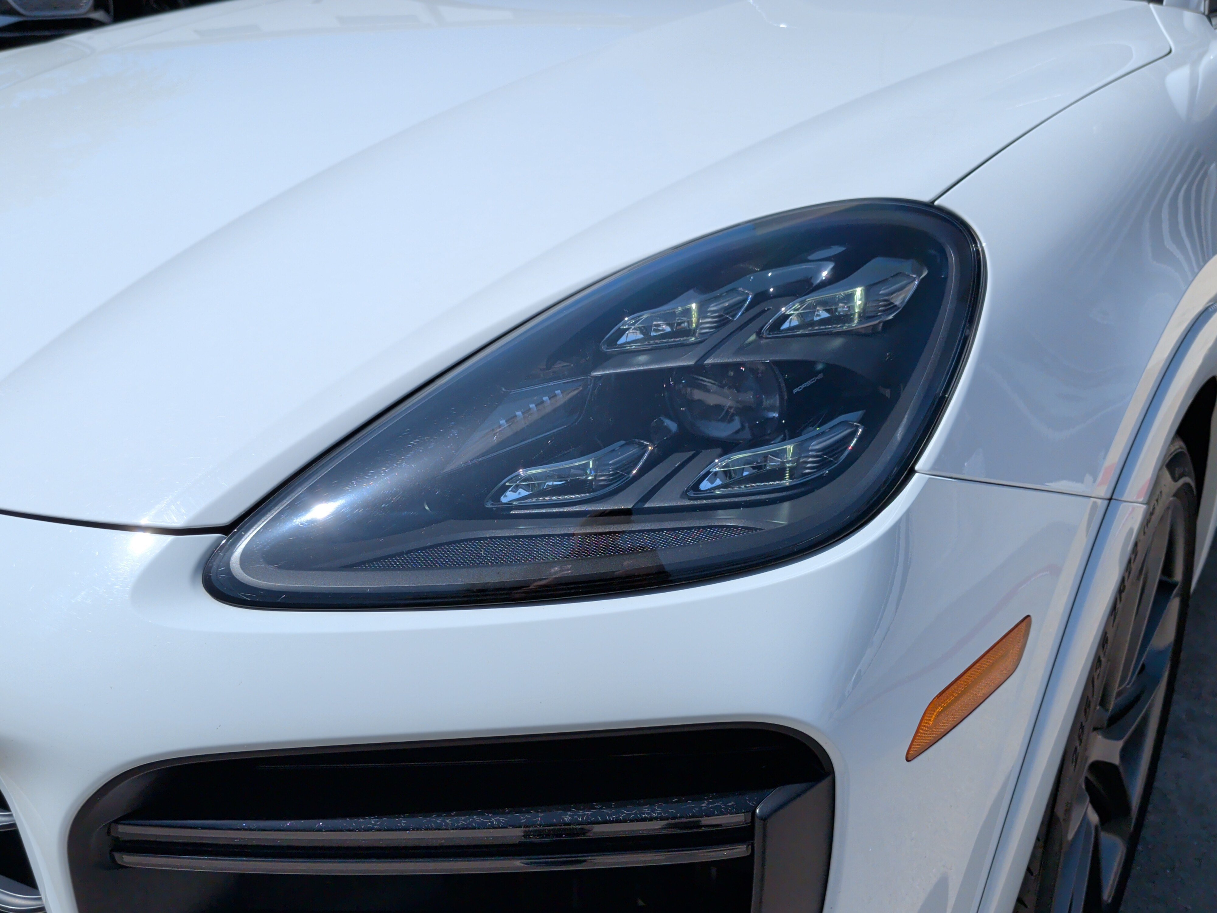 Used 2020 Porsche Cayenne Turbo AWD/4WD image 6