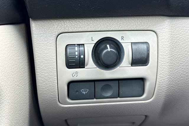 Used 2006 Subaru Outback 2.5i image 27