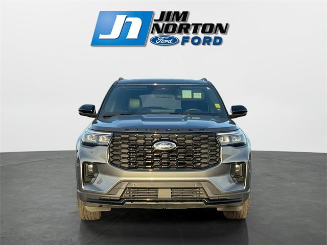 Used 2025 Ford Explorer ST-Line image 8