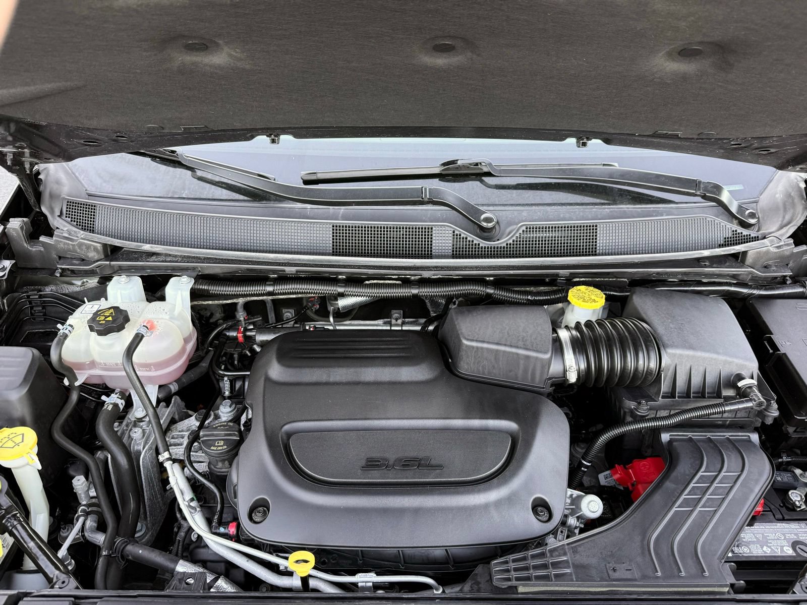 Used 2022 Chrysler Pacifica Limited FWD image 51