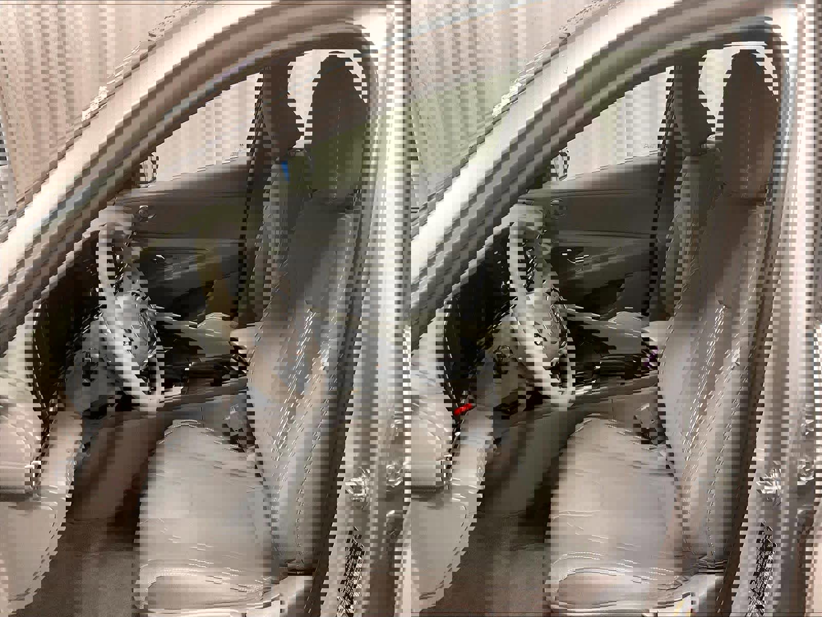 Used 2021 Hyundai Elantra SEL image 10