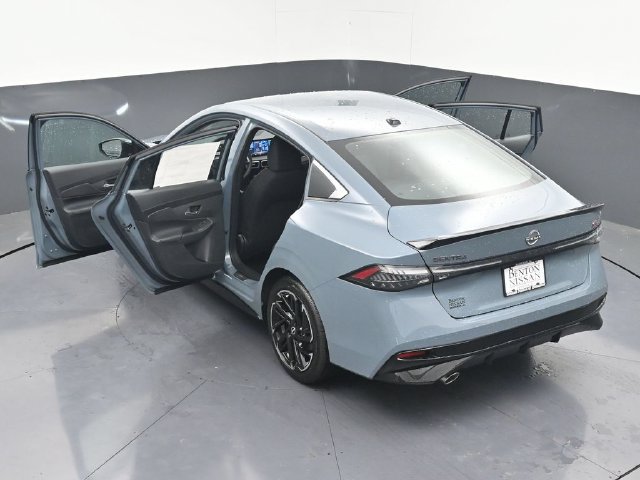 New 2026 Nissan Sentra SR w/ Floor Mat Package FWD image 44