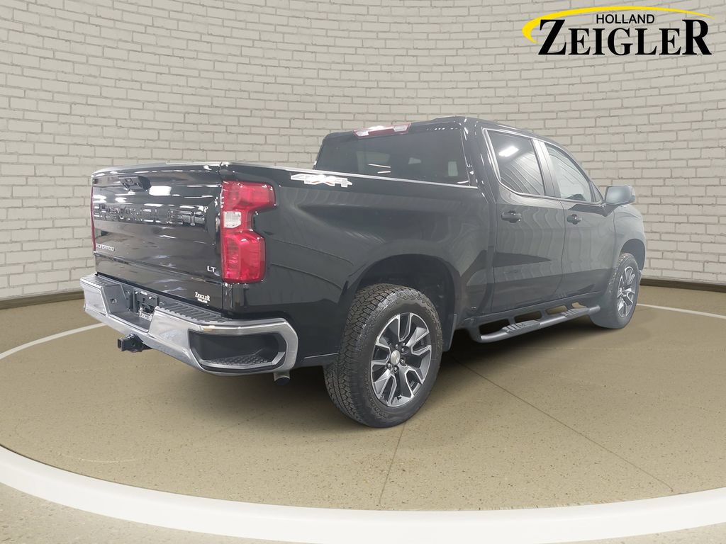 Used 2024 Chevrolet Silverado 1500 LT AWD/4WD image 5