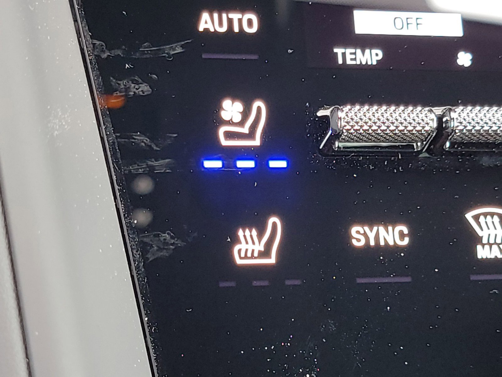 Used 2024 Porsche Macan 4 Electric image 19