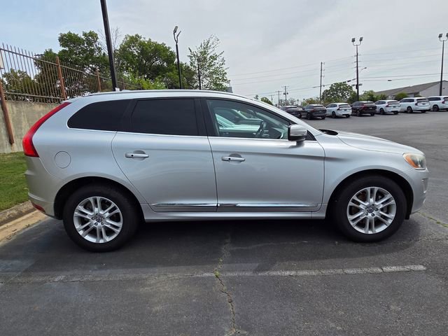 Used 2015 Volvo XC60 T5 Premier w/ Proximity Package FWD image 4