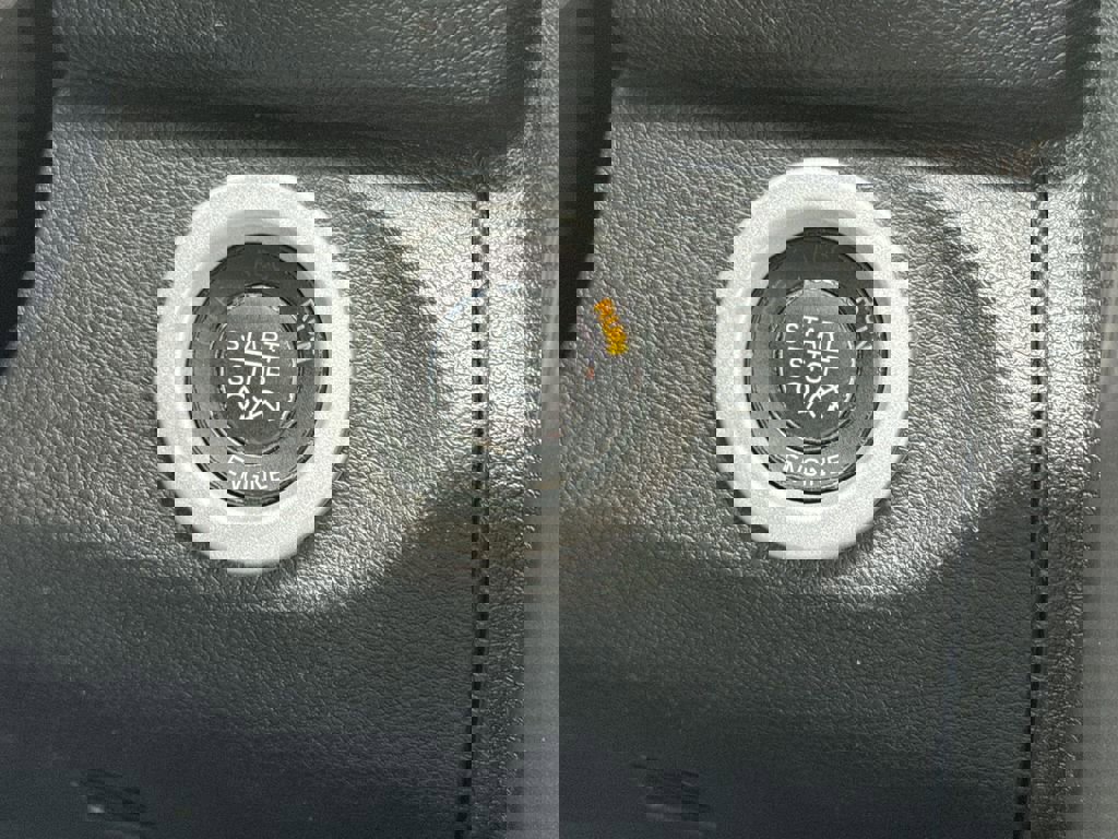 Used 2014 RAM 2500 Limited image 19