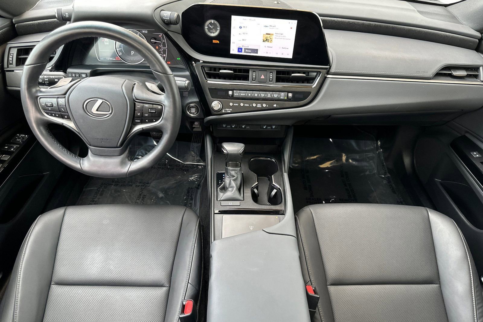 Certified 2024 Lexus ES 350 w/ Premium Package image 15