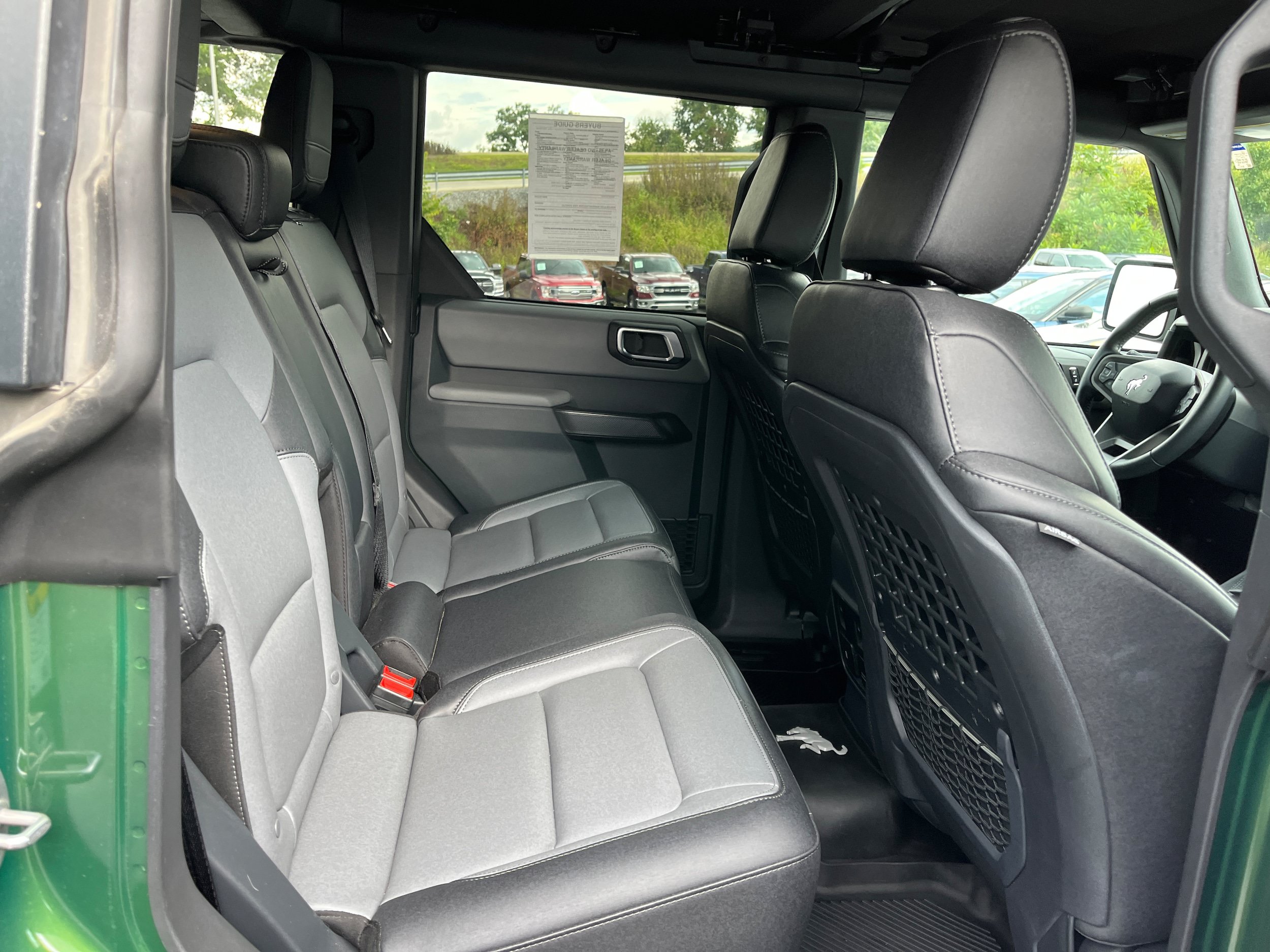 Used 2024 Ford Bronco Everglades AWD/4WD image 19