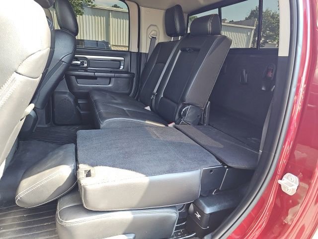 Used 2018 RAM 2500 Laramie w/ Sport Appearance Group AWD/4WD image 28