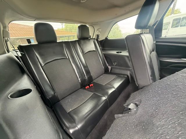 Used 2017 Dodge Journey Crossroad FWD image 16