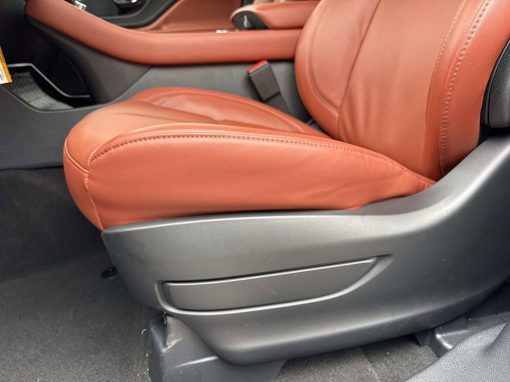 New 2025 Lincoln Aviator Reserve image 21