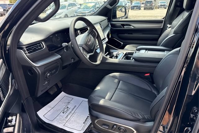 New 2026 Jeep Grand Wagoneer Limited AWD/4WD image 9