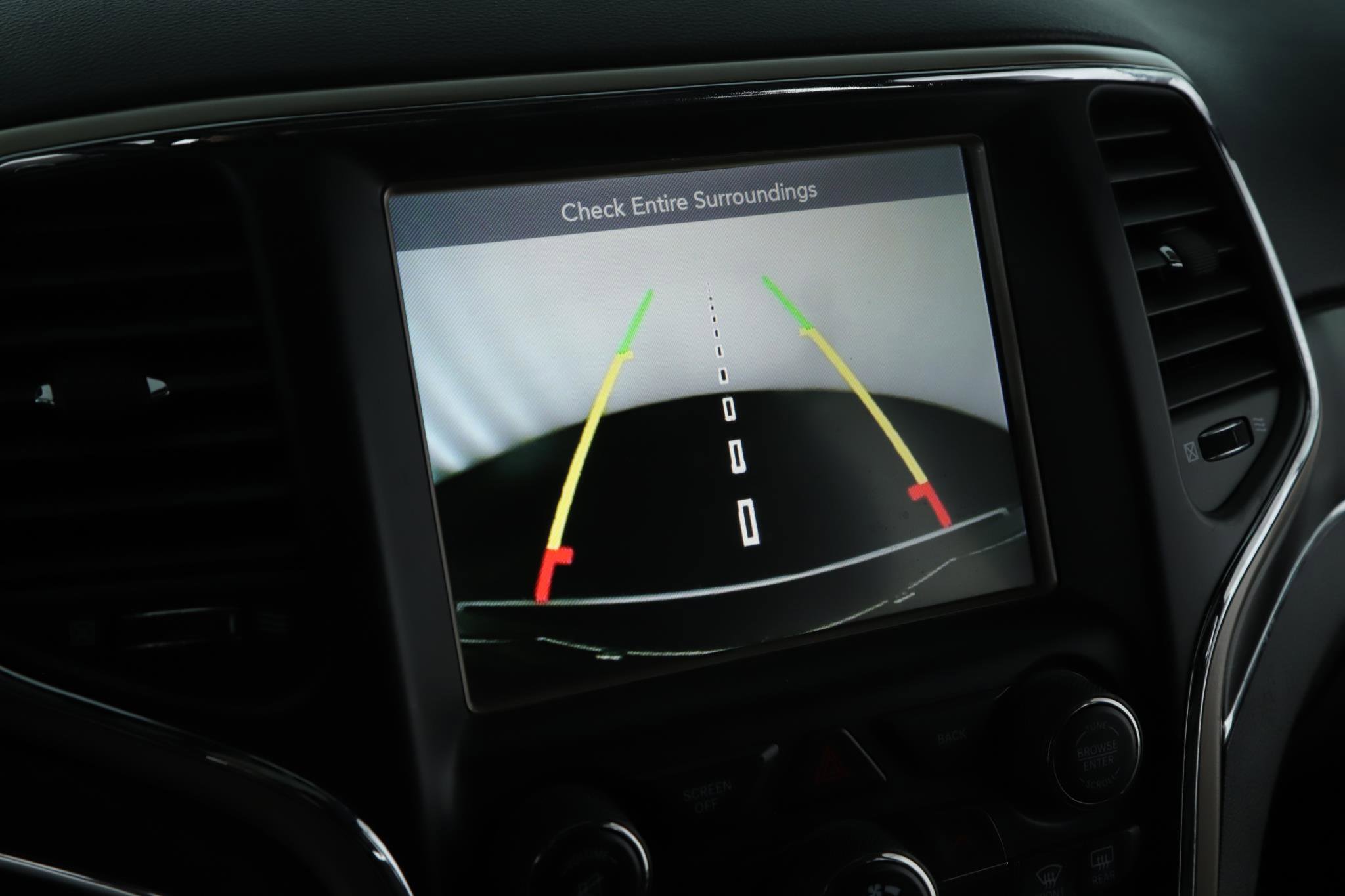 Used 2017 Jeep Grand Cherokee Limited image 13