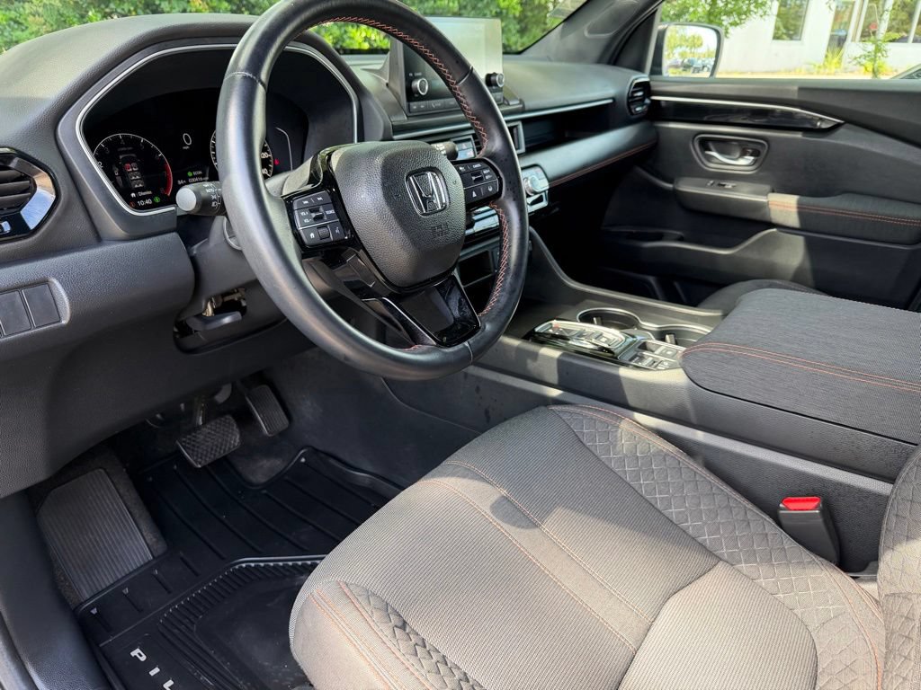 Certified 2024 Honda Pilot Sport image 19