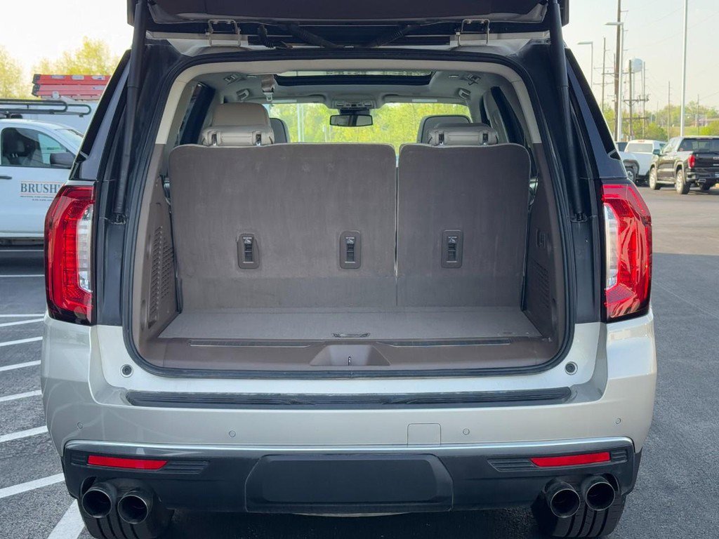 Used 2023 GMC Yukon Denali image 7