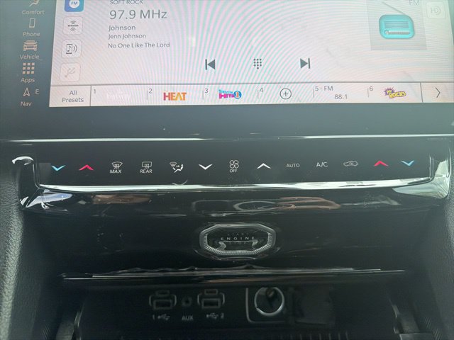 New 2026 Jeep Grand Cherokee Altitude AWD/4WD image 14