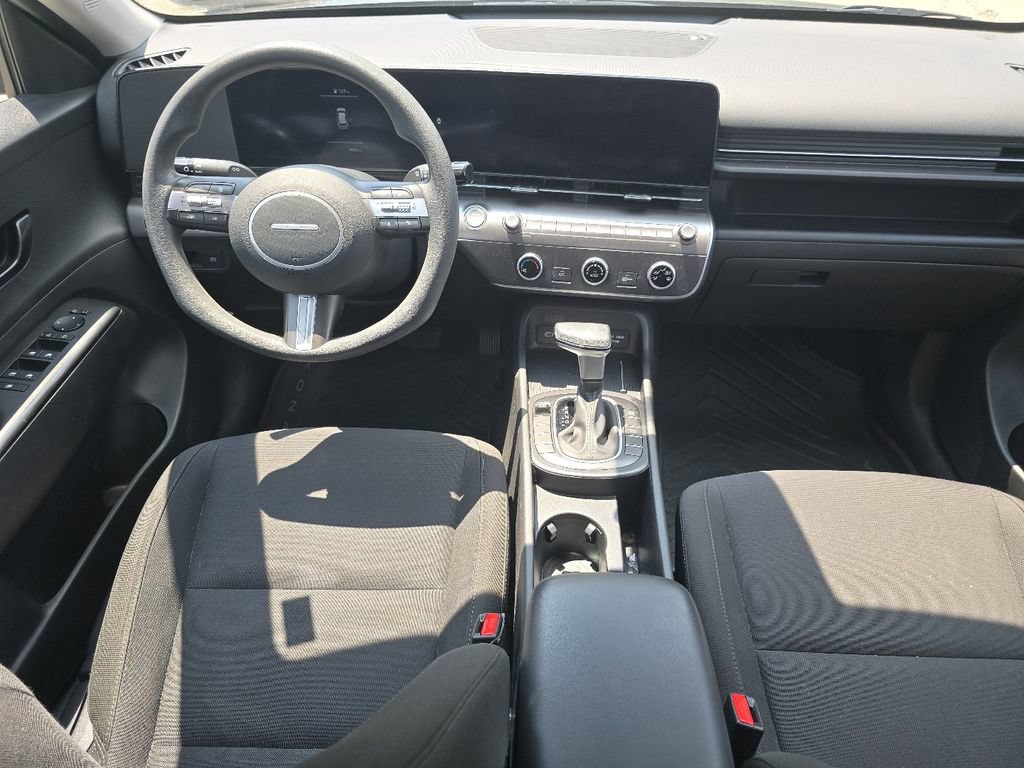 Used 2024 Hyundai Kona SE FWD image 18