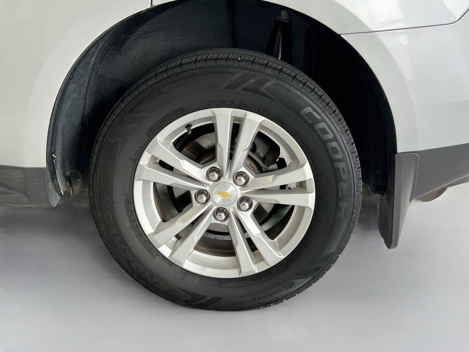 Used 2015 Chevrolet Equinox LS FWD image 26