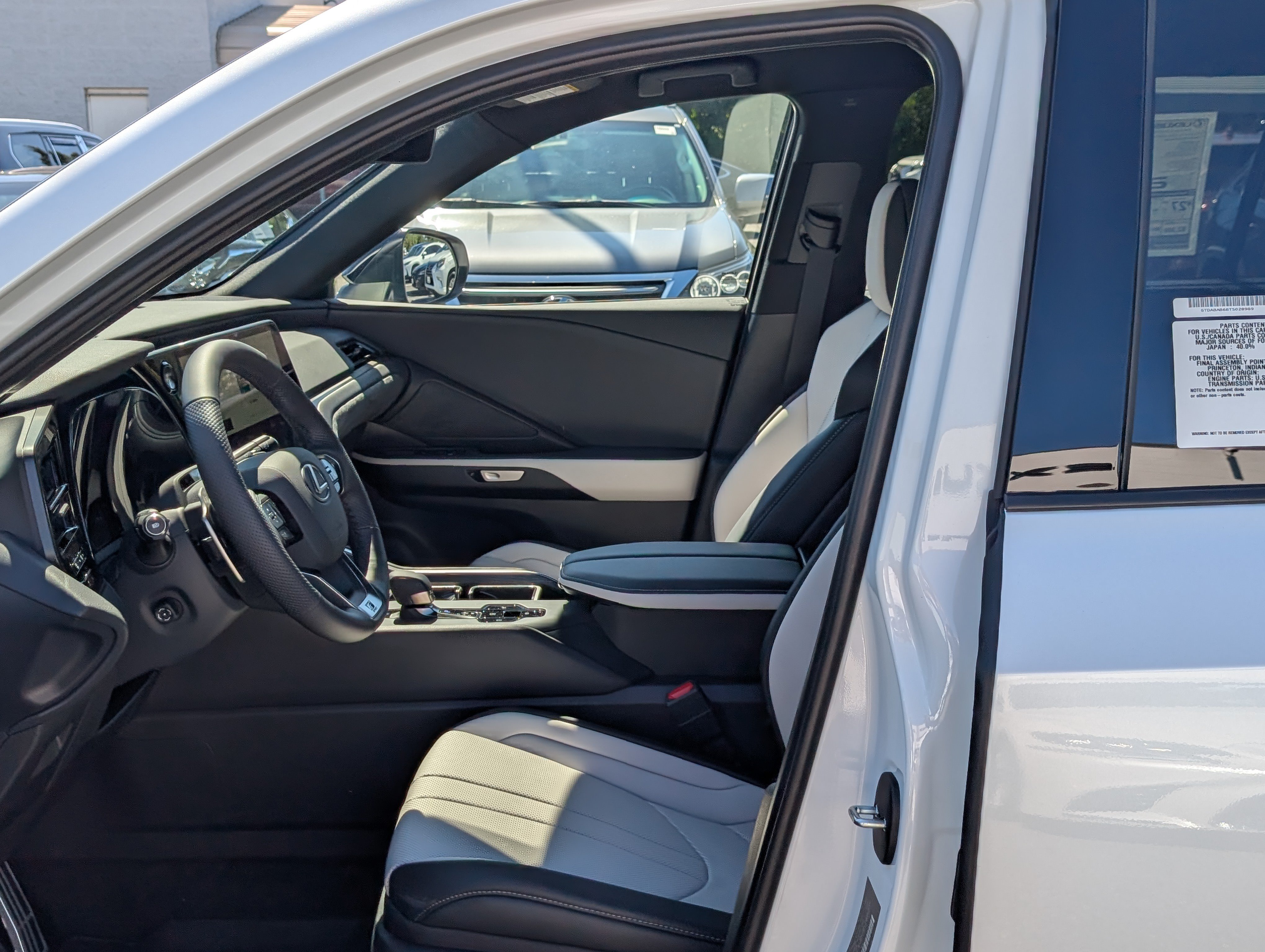 New 2026 Lexus TX 500h AWD w/ Technology Package image 15