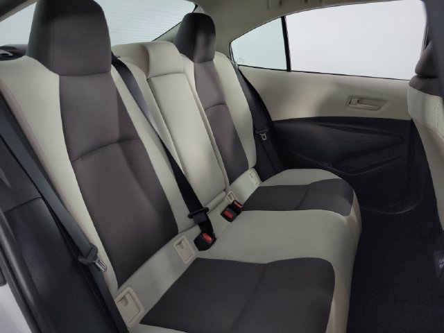 Used 2025 Toyota Corolla LE FWD image 16