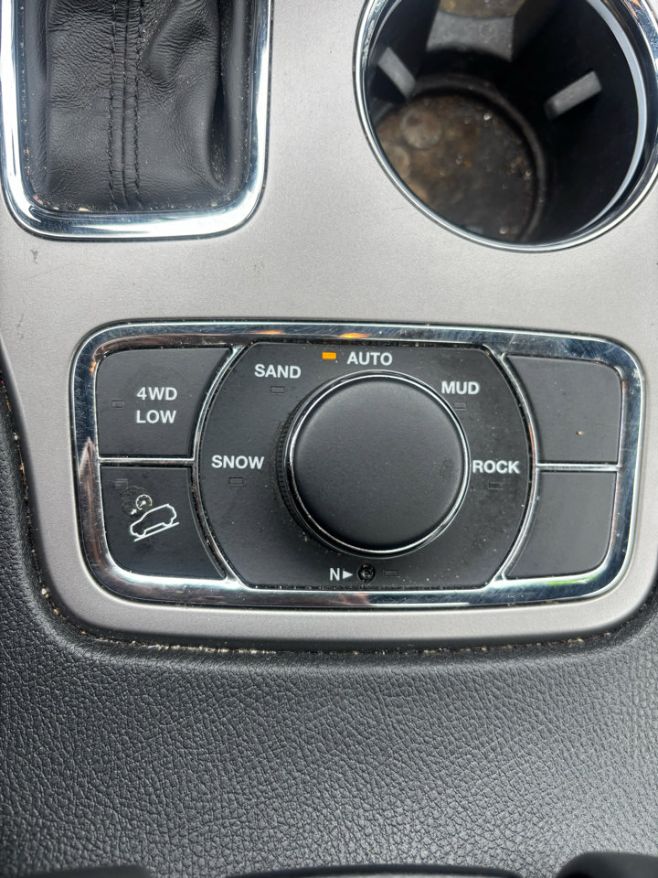 Used 2020 Jeep Grand Cherokee Limited image 10