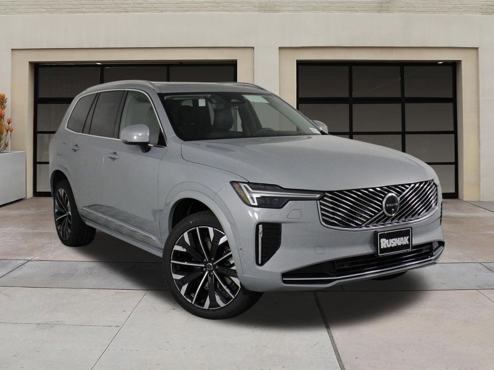 New 2025 Volvo XC90 B6 Ultra AWD/4WD image 19