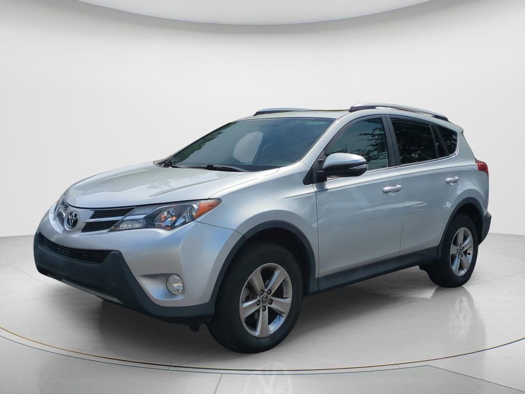 Used 2015 Toyota RAV4 XLE image 9