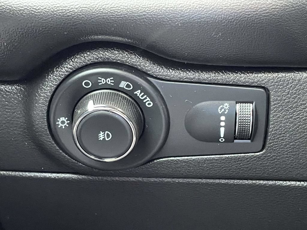 Certified 2023 Dodge Durango R/T AWD/4WD image 31