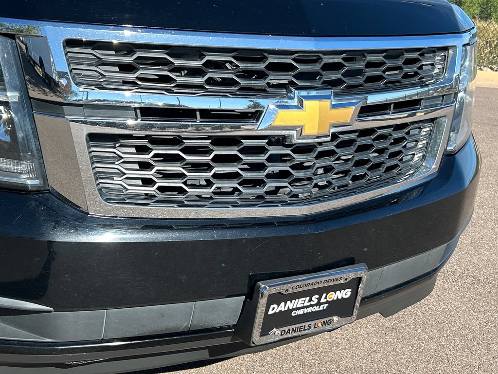 Used 2018 Chevrolet Suburban LT AWD/4WD image 23