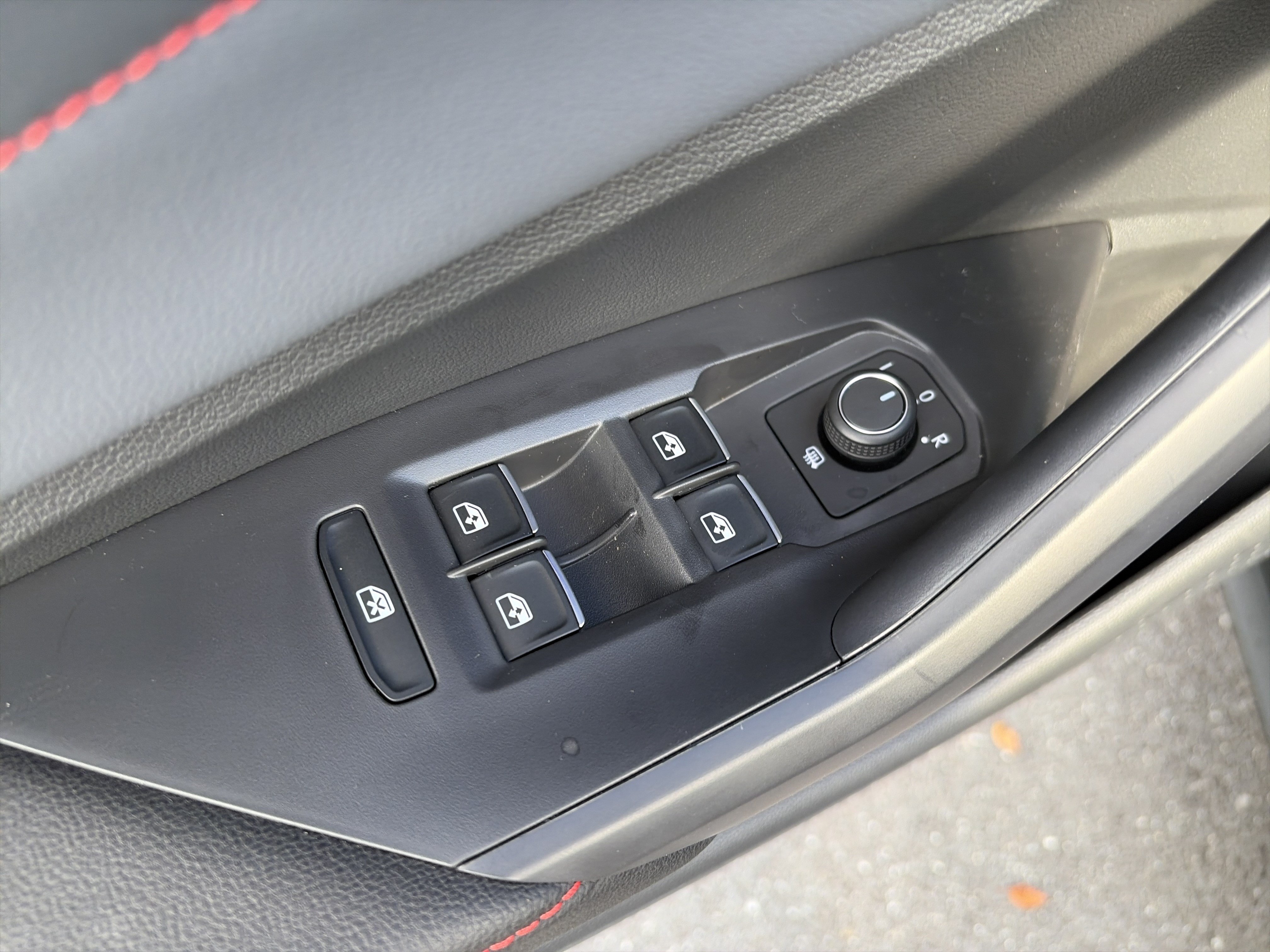 New 2027 Volkswagen Jetta GLI Autobahn FWD image 9