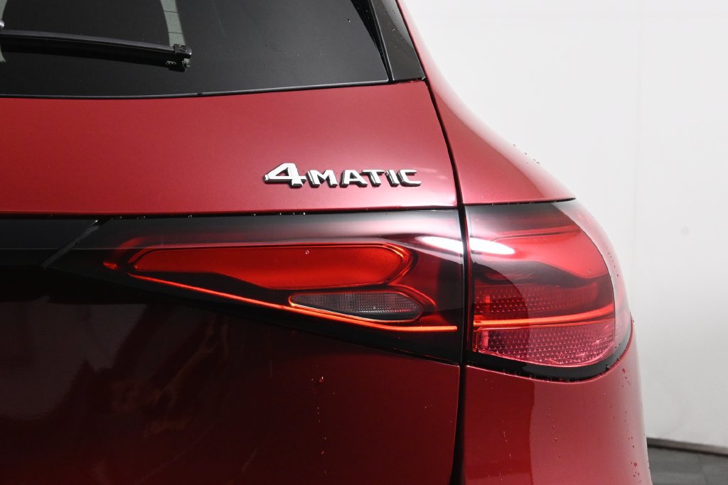Certified 2026 Mercedes-Benz GLC 300 4MATIC image 13