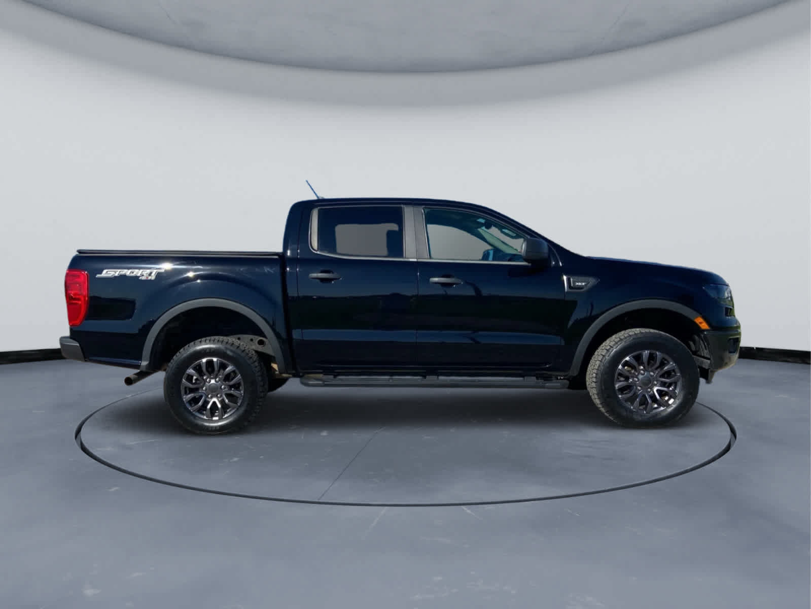 Used 2021 Ford Ranger XLT w/ Equipment Group 302A High AWD/4WD image 4