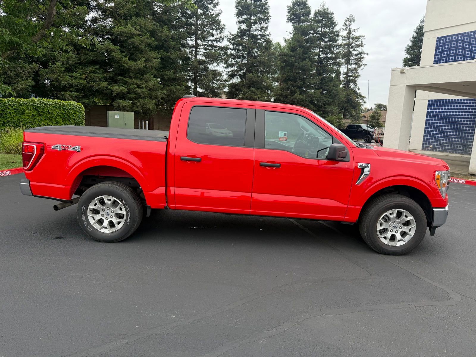 Certified 2021 Ford F150 XLT w/ Max Trailer Tow Package AWD/4WD image 6
