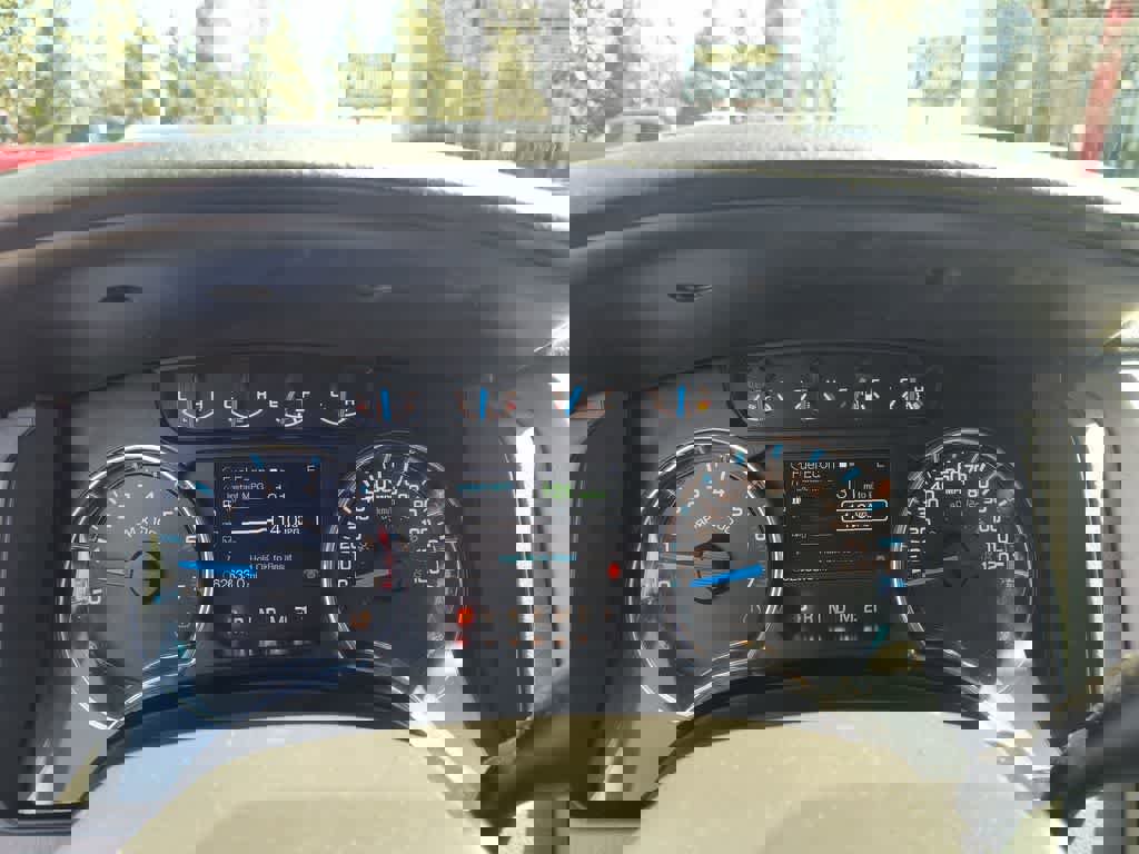 Used 2014 Ford F150 XLT w/ Equipment Group 302A Luxury AWD/4WD image 15