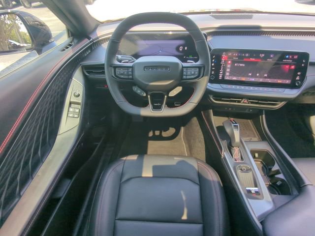Used 2024 Dodge Charger Daytona R/T w/ Plus Group AWD/4WD image 16