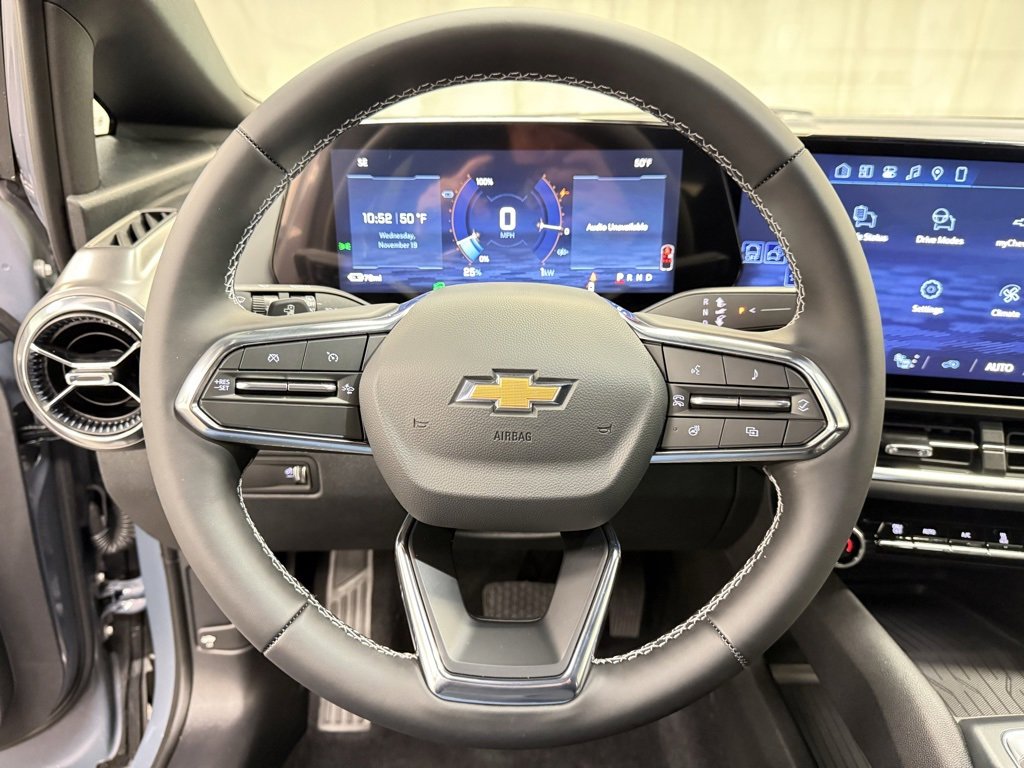 New 2026 Chevrolet Equinox EV LT image 28