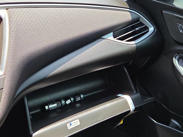 Used 2021 Chevrolet Malibu LS FWD image 50