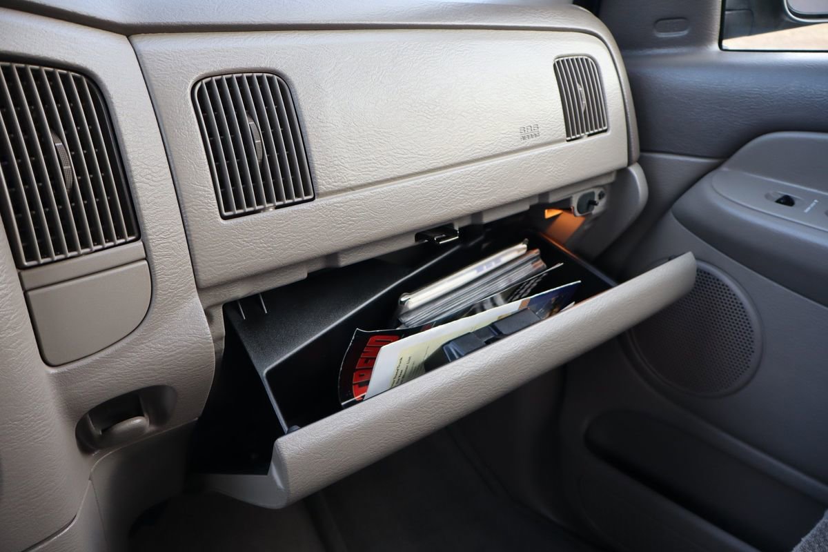 Used 2003 Dodge Ram 2500 Truck ST image 36