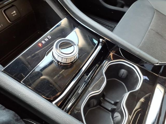 Used 2023 Jeep Grand Cherokee Laredo image 22