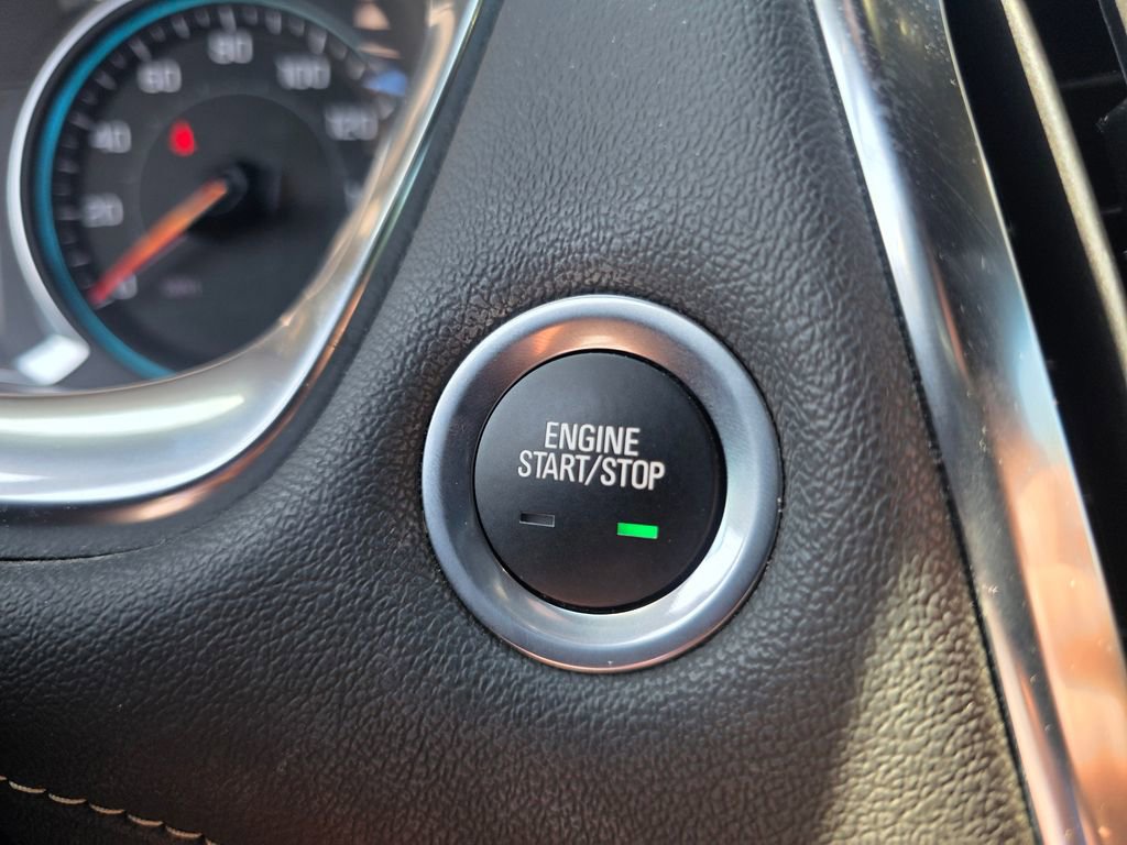 Used 2023 Chevrolet Traverse LT FWD image 14