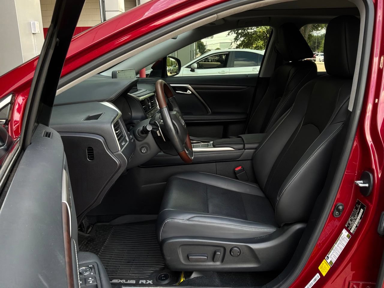 Used 2022 Lexus RX 450h AWD w/ Premium Package image 9