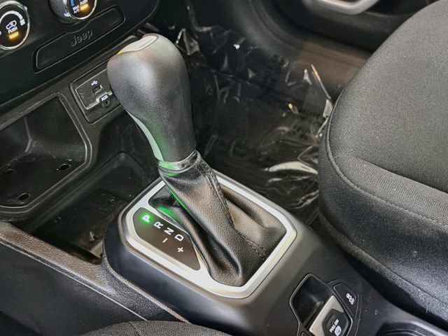 Used 2020 Jeep Renegade Sport FWD image 18